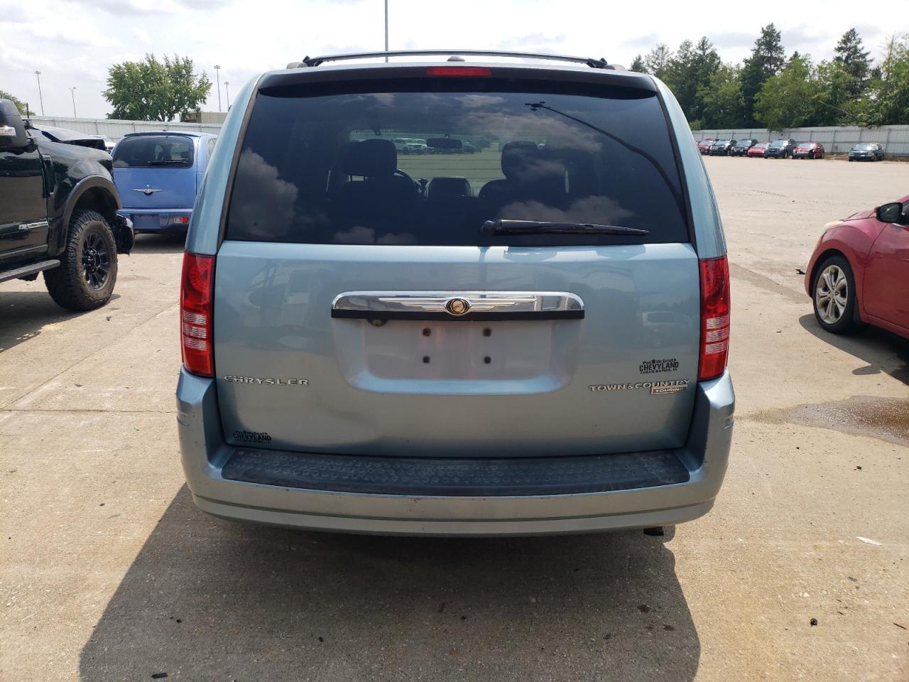 2010 Chrysler Town & Country Touring VIN: 2A4RR5D10AR262423 Lot: 63888684