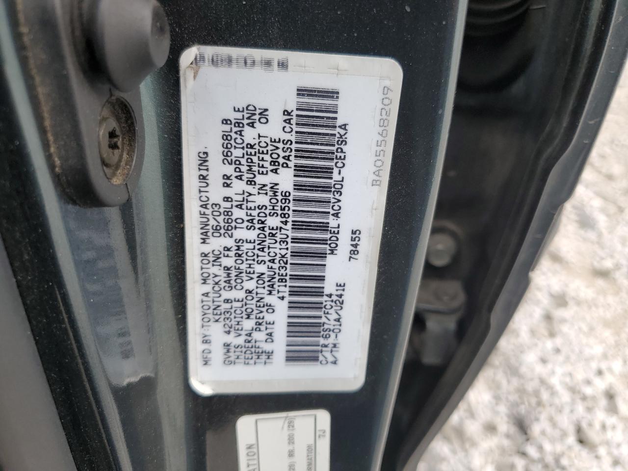 2003 Toyota Camry Le VIN: 4T1BE32K13U748596 Lot: 63675334