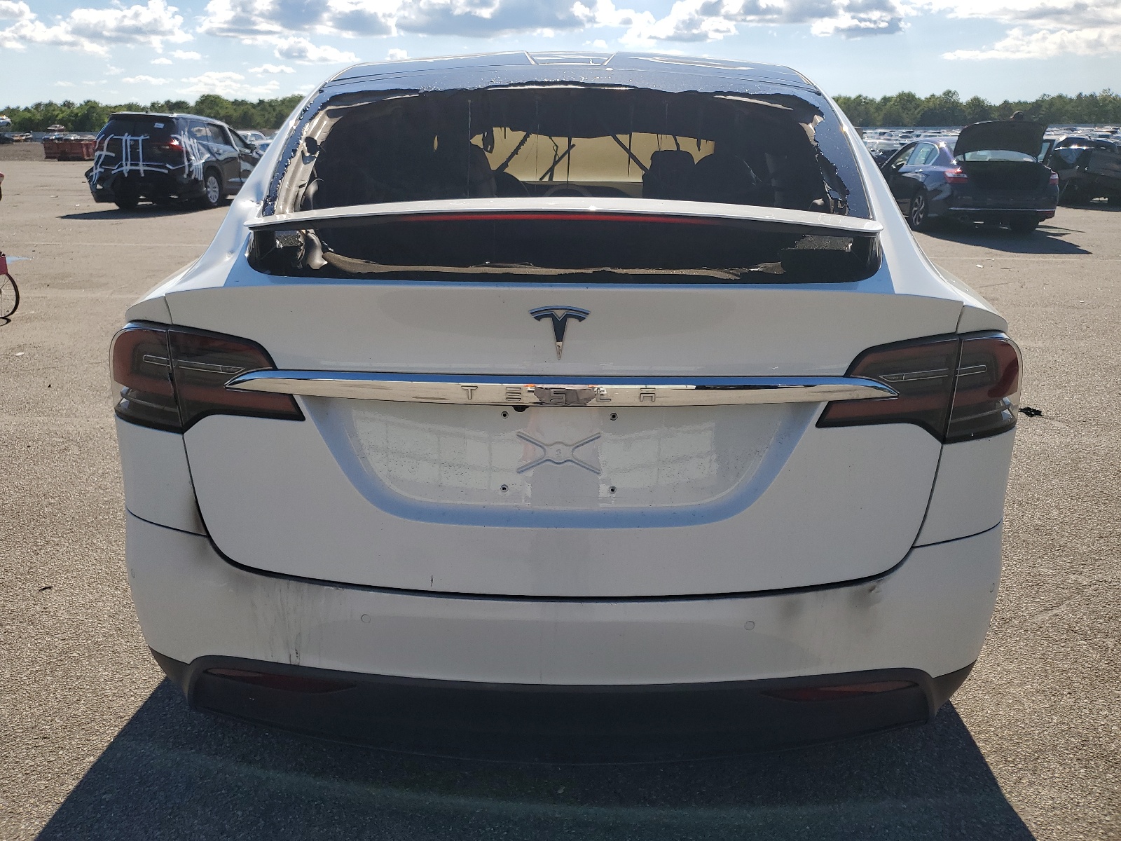 5YJXCDE26JF141052 2018 Tesla Model X