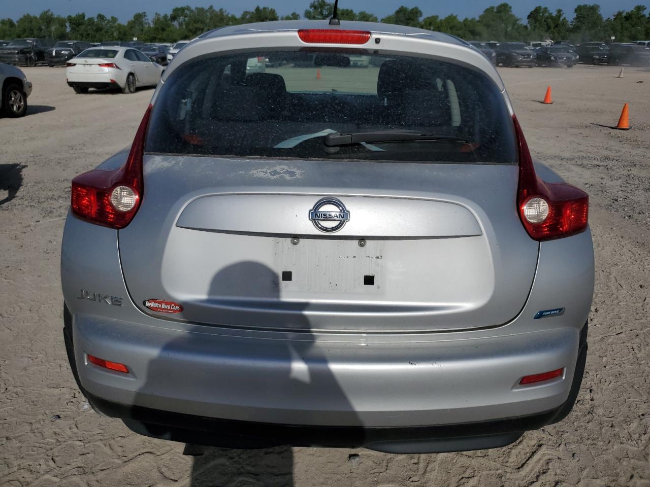 2014 Nissan Juke S VIN: JN8AF5MR8ET454693 Lot: 61166944