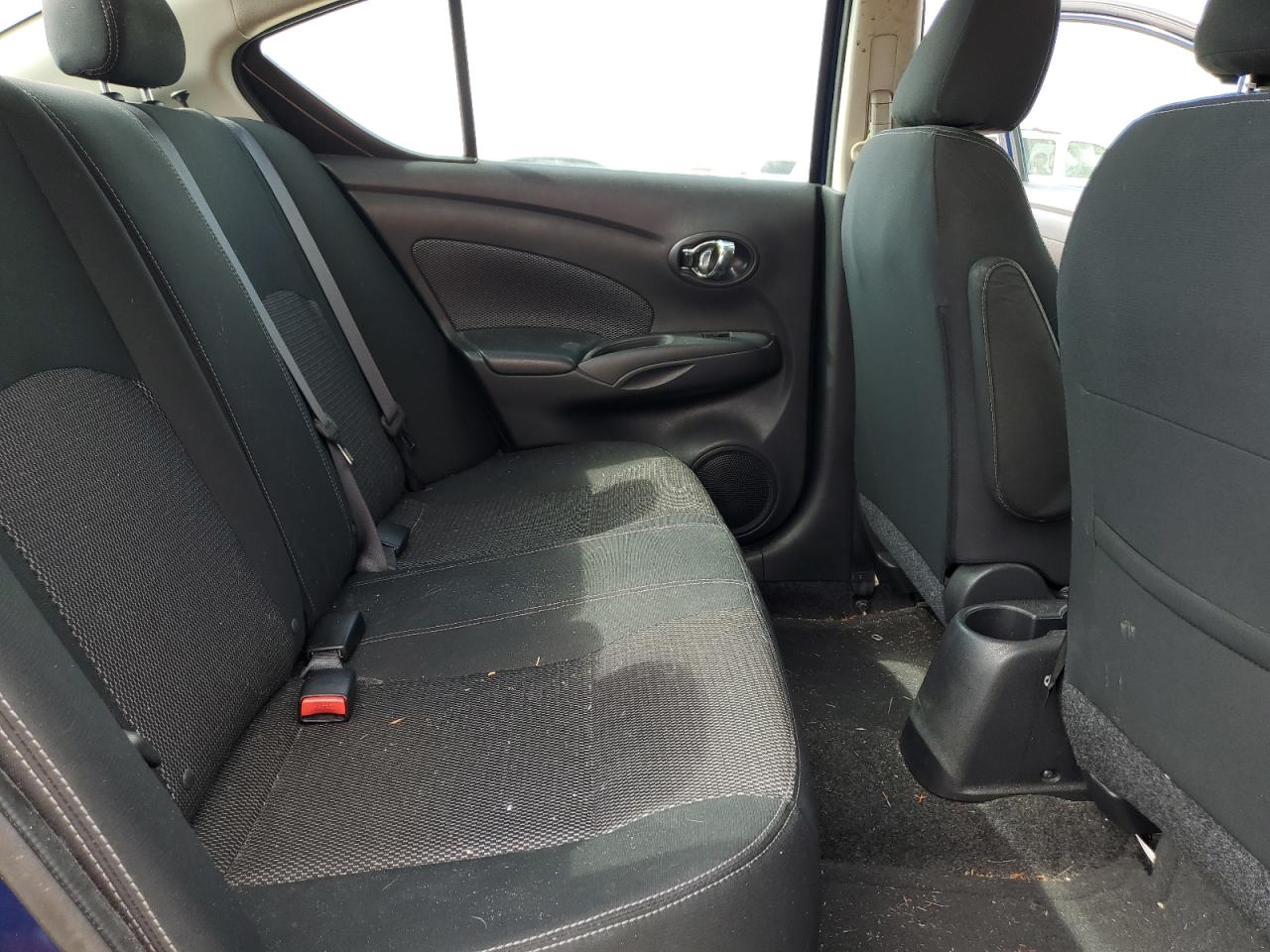 2018 Nissan Versa S VIN: 3N1CN7AP4JL886656 Lot: 61420184