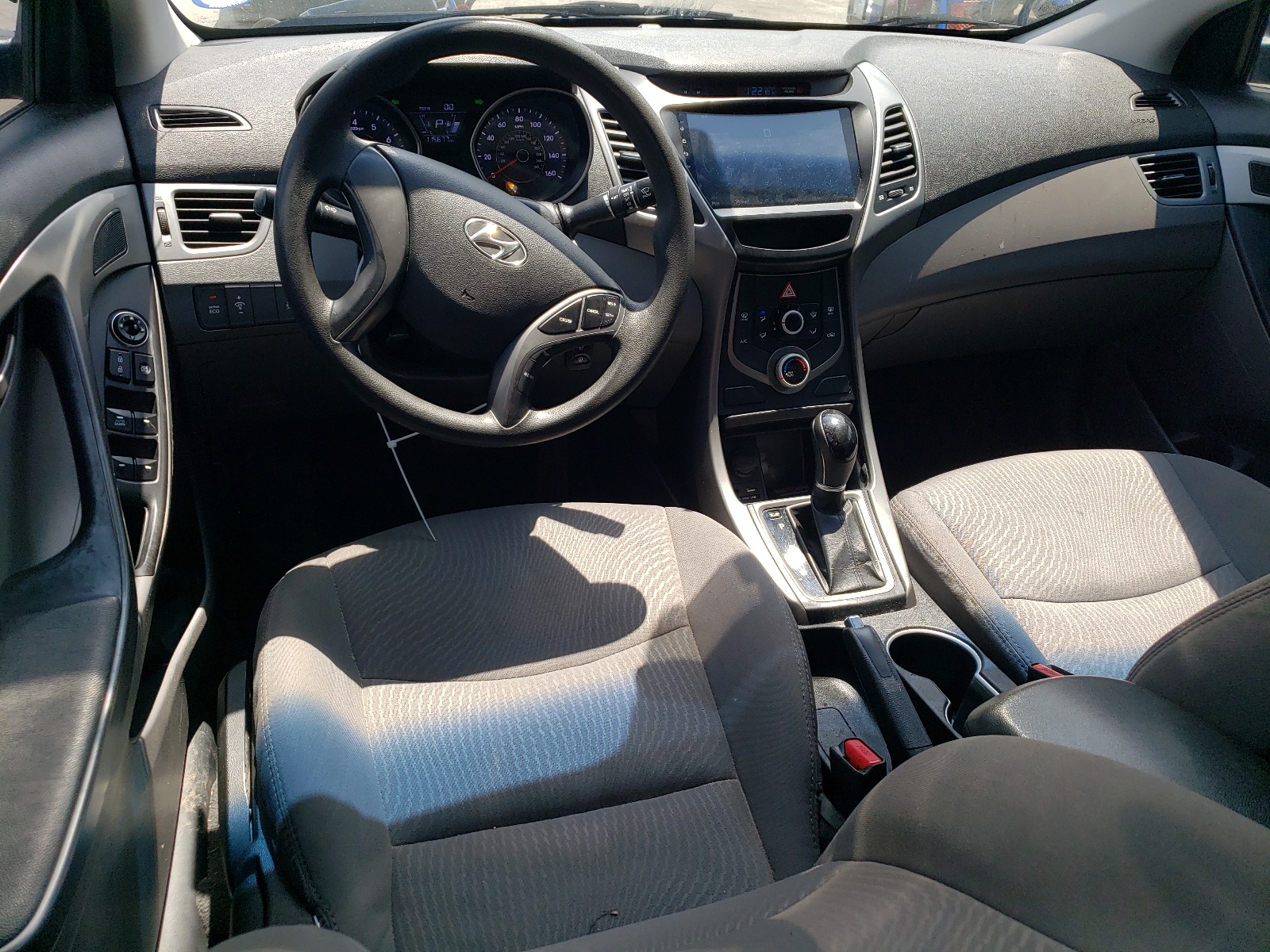 5NPDH4AE7GH784914 2016 Hyundai Elantra Se