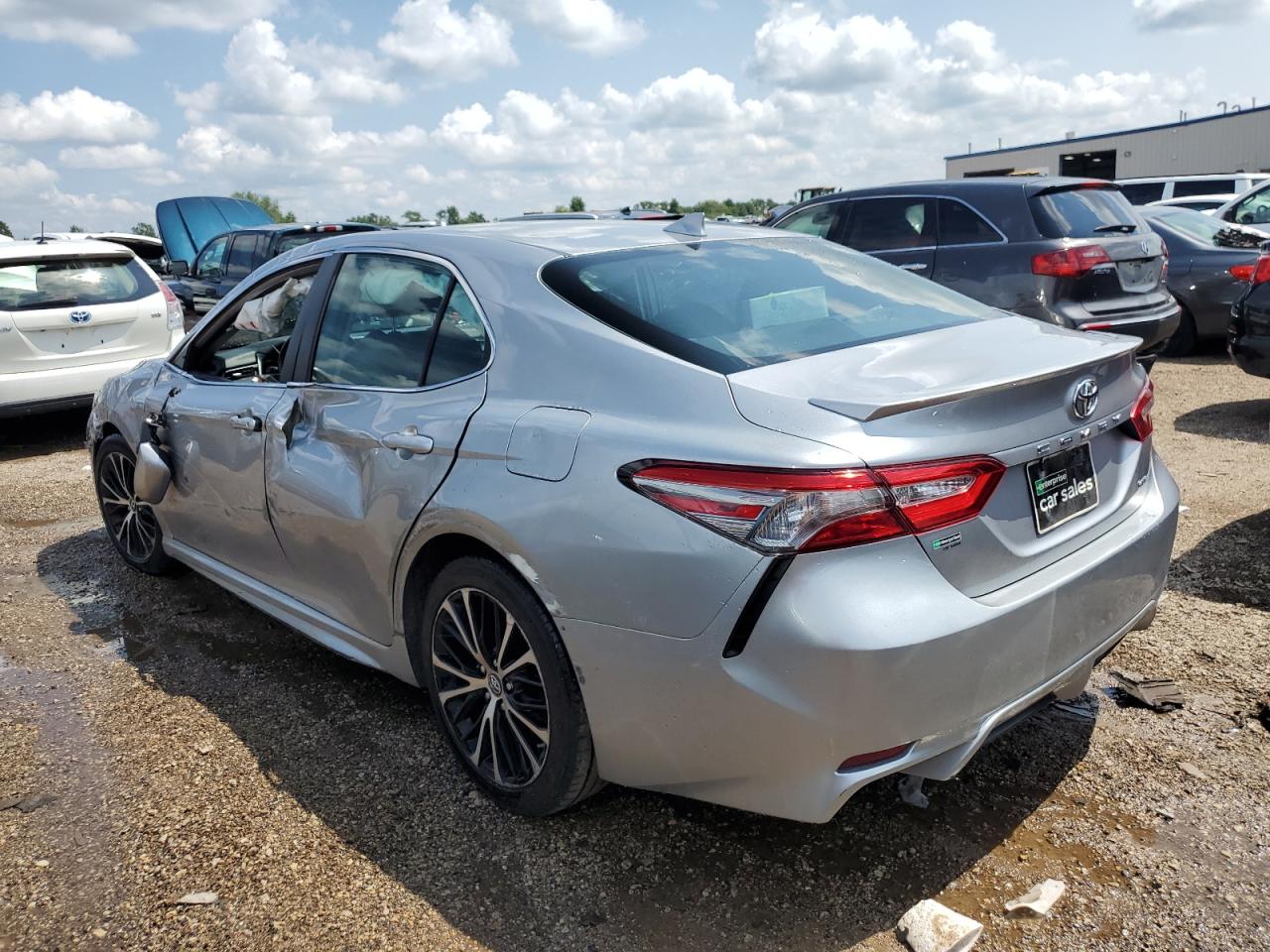 4T1B11HK6KU192808 2019 TOYOTA CAMRY - Image 2