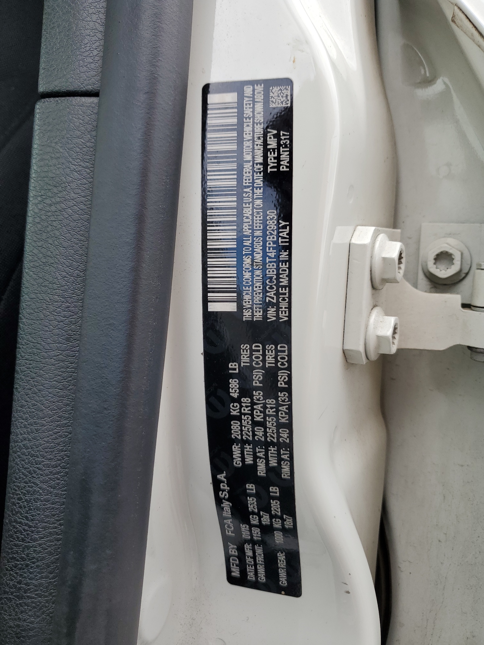 ZACCJBBT4FPB29830 2015 Jeep Renegade Latitude