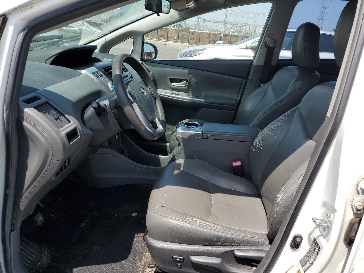 2012 Toyota Prius - Image 7