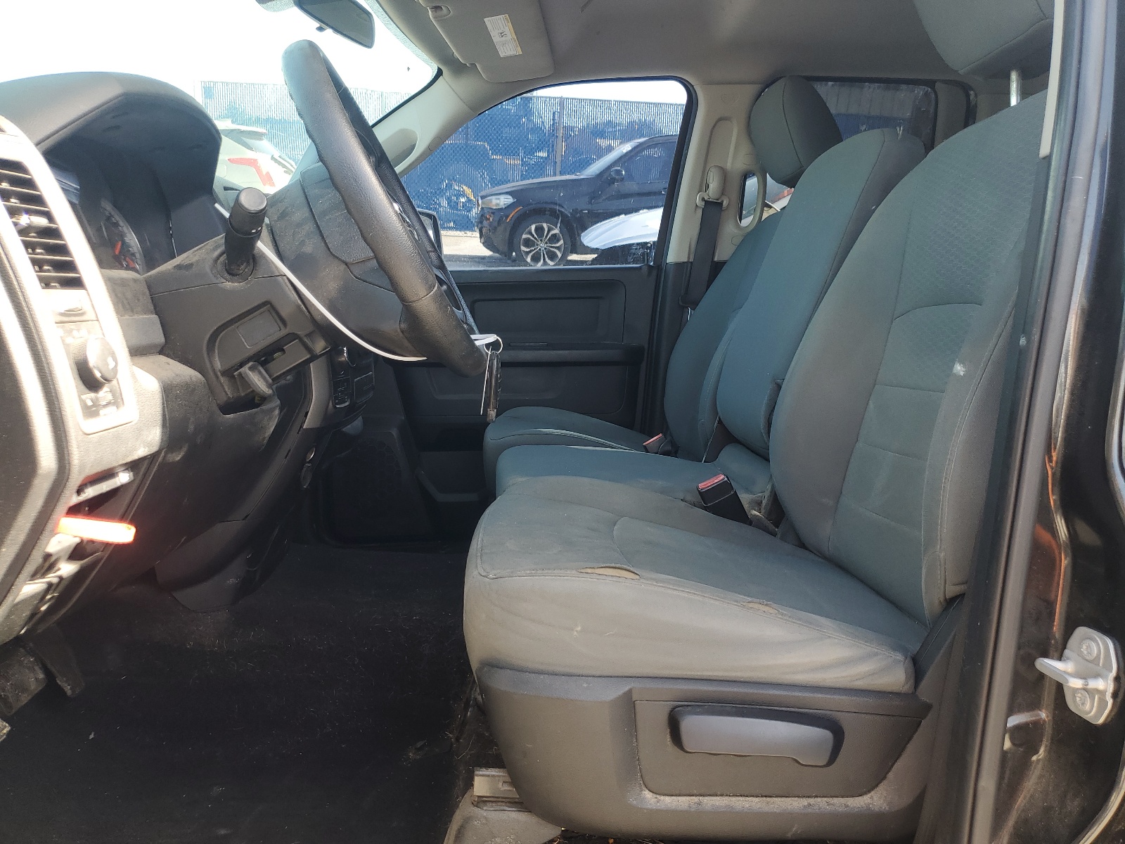 1C6RR7FT0HS635931 2017 Ram 1500 St