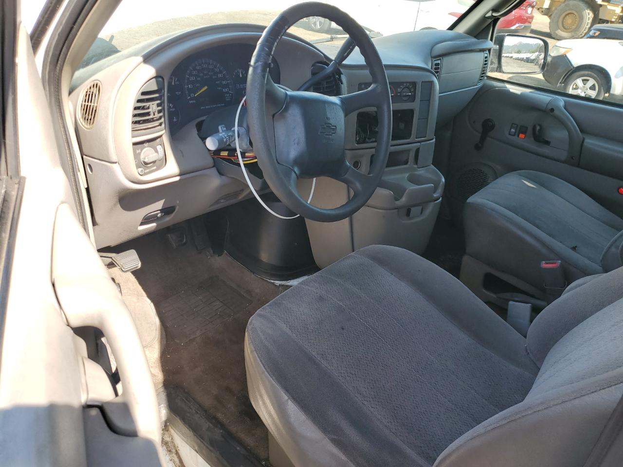 2002 Chevrolet Astro VIN: 1GCDM19XX2B117345 Lot: 64441344