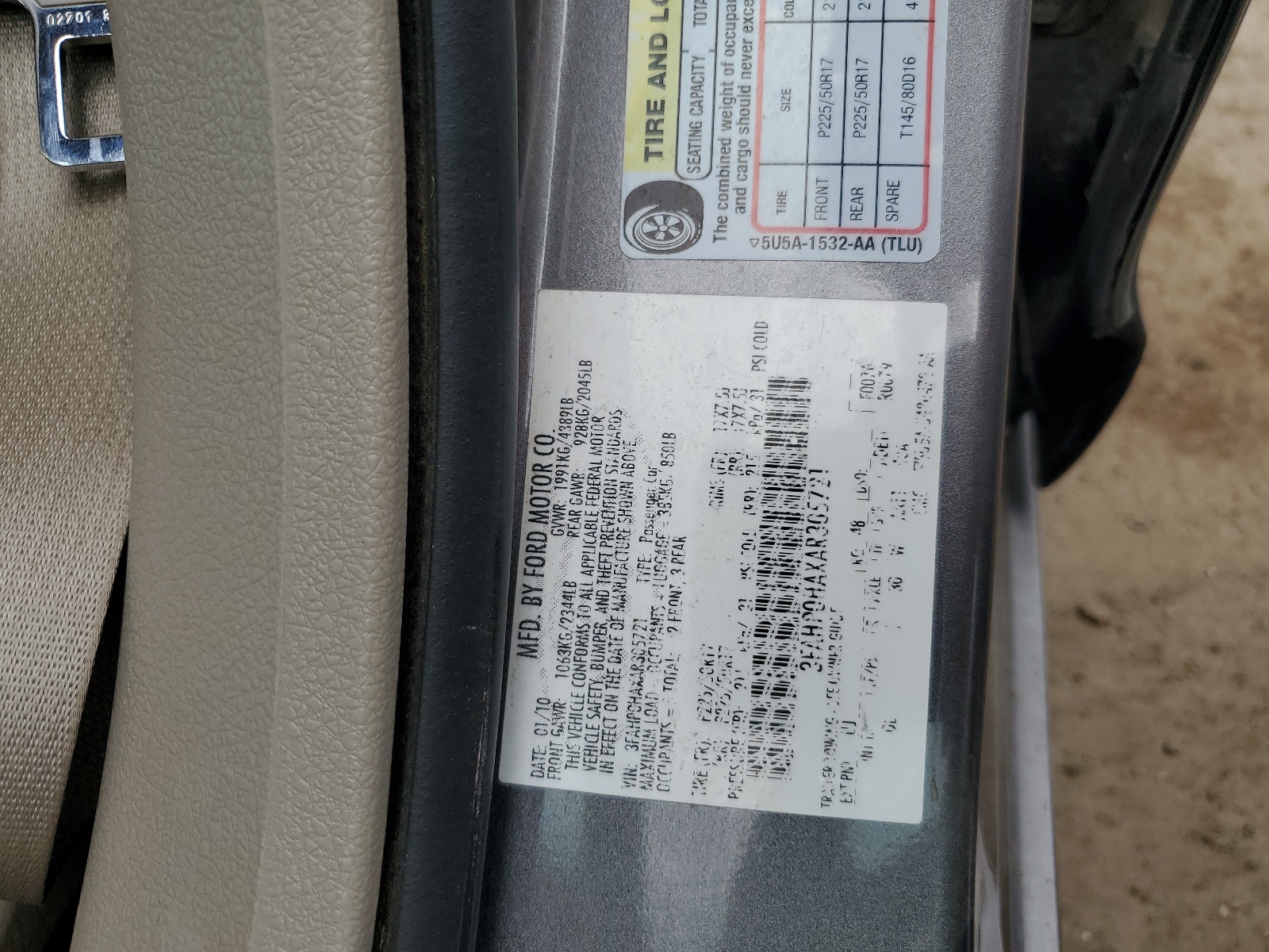 3FAHP0HAXAR305721 2010 Ford Fusion Se