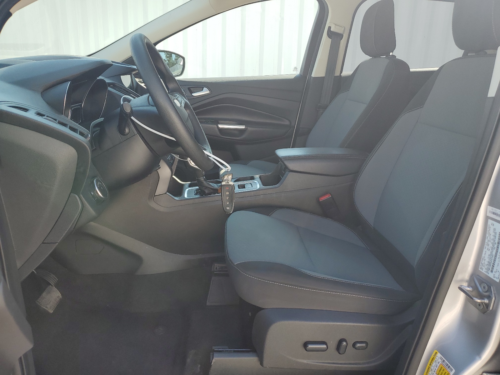 1FMCU9GD6KUA73427 2019 Ford Escape Se