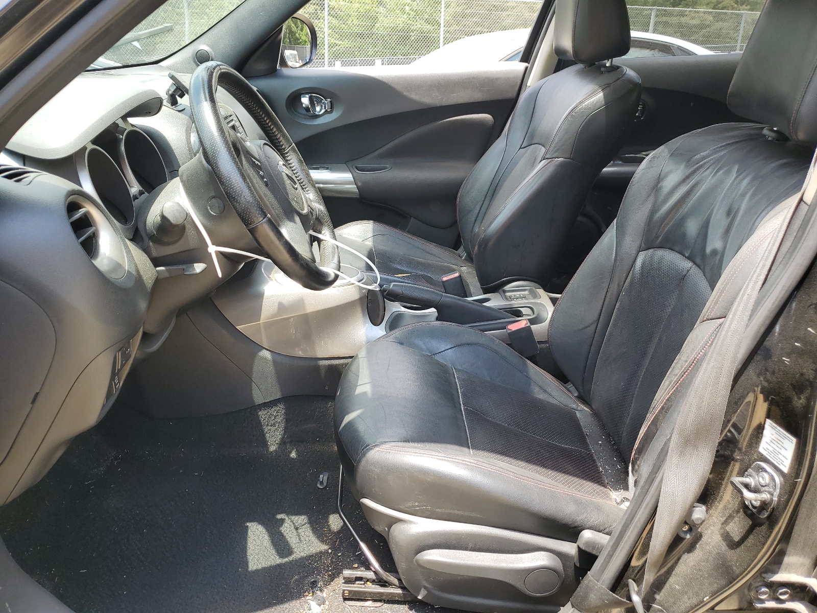 JN8AF5MVXBT008277 2011 Nissan Juke S