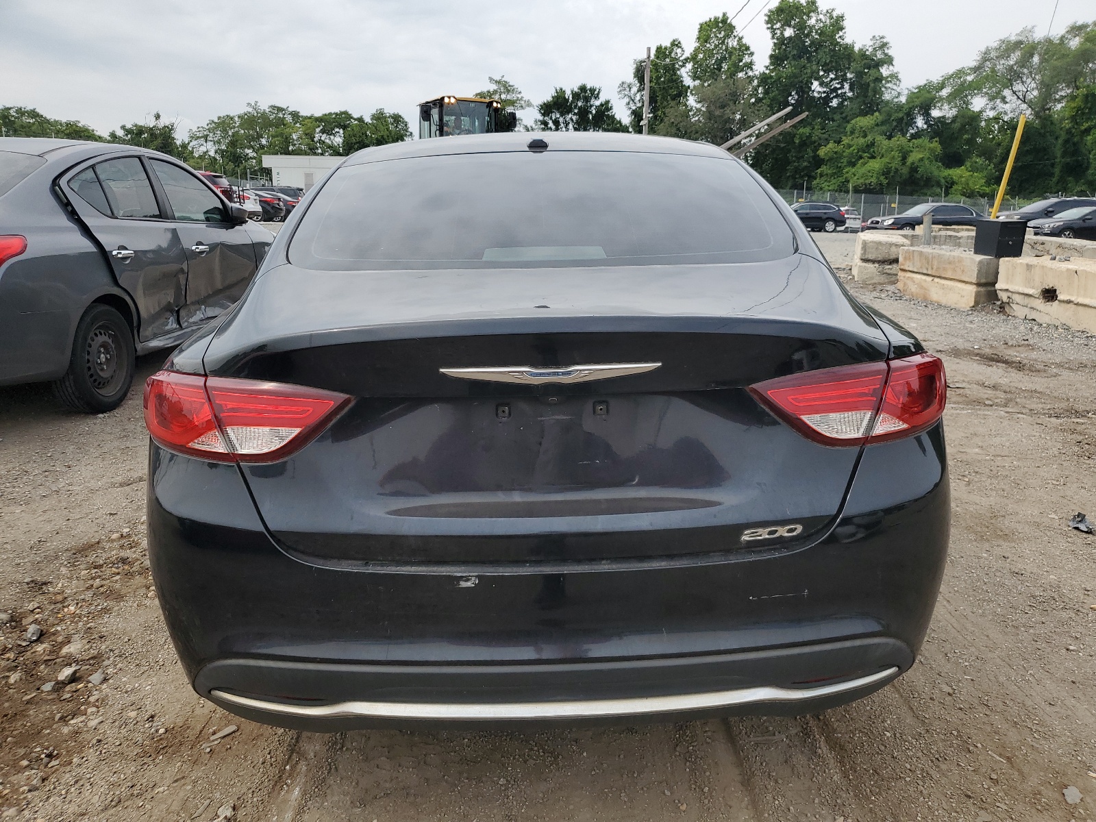 1C3CCCAB6FN692111 2015 Chrysler 200 Limited