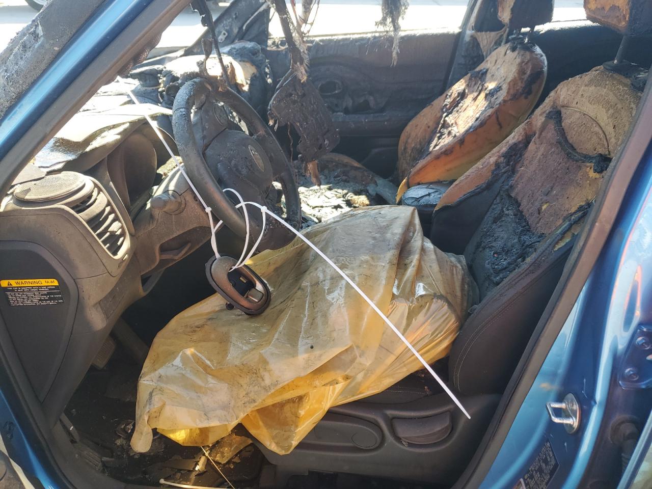 2017 Kia Soul + VIN: KNDJP3A53H7450143 Lot: 62088454