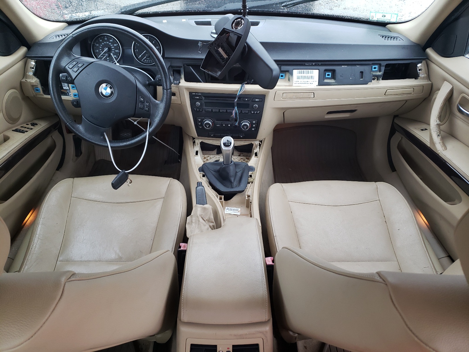 WBAVC93548KZ73341 2008 BMW 328 Xi