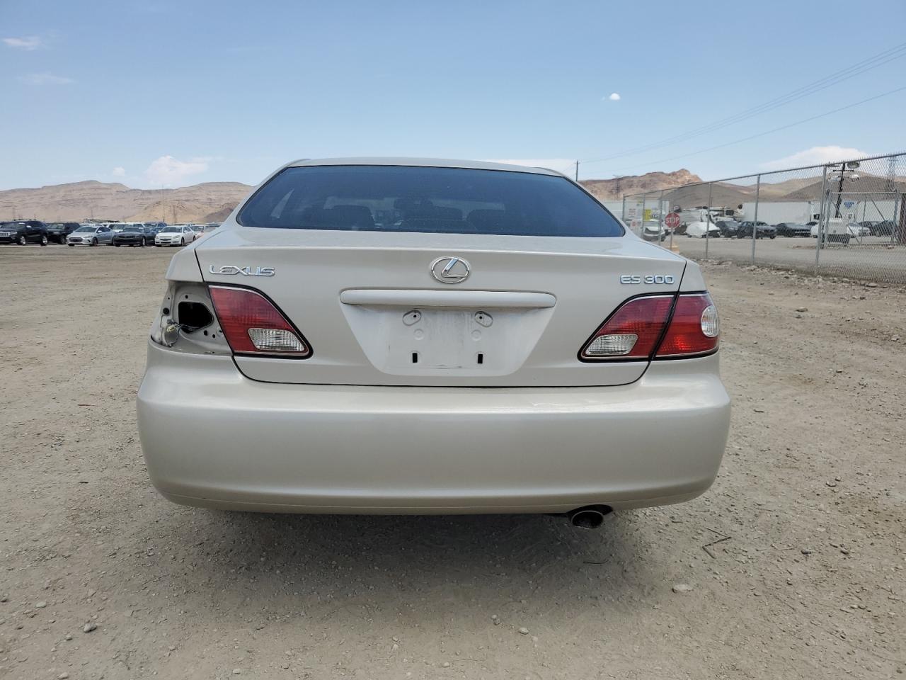 2002 Lexus Es 300 VIN: JTHBF30G520057172 Lot: 63234584