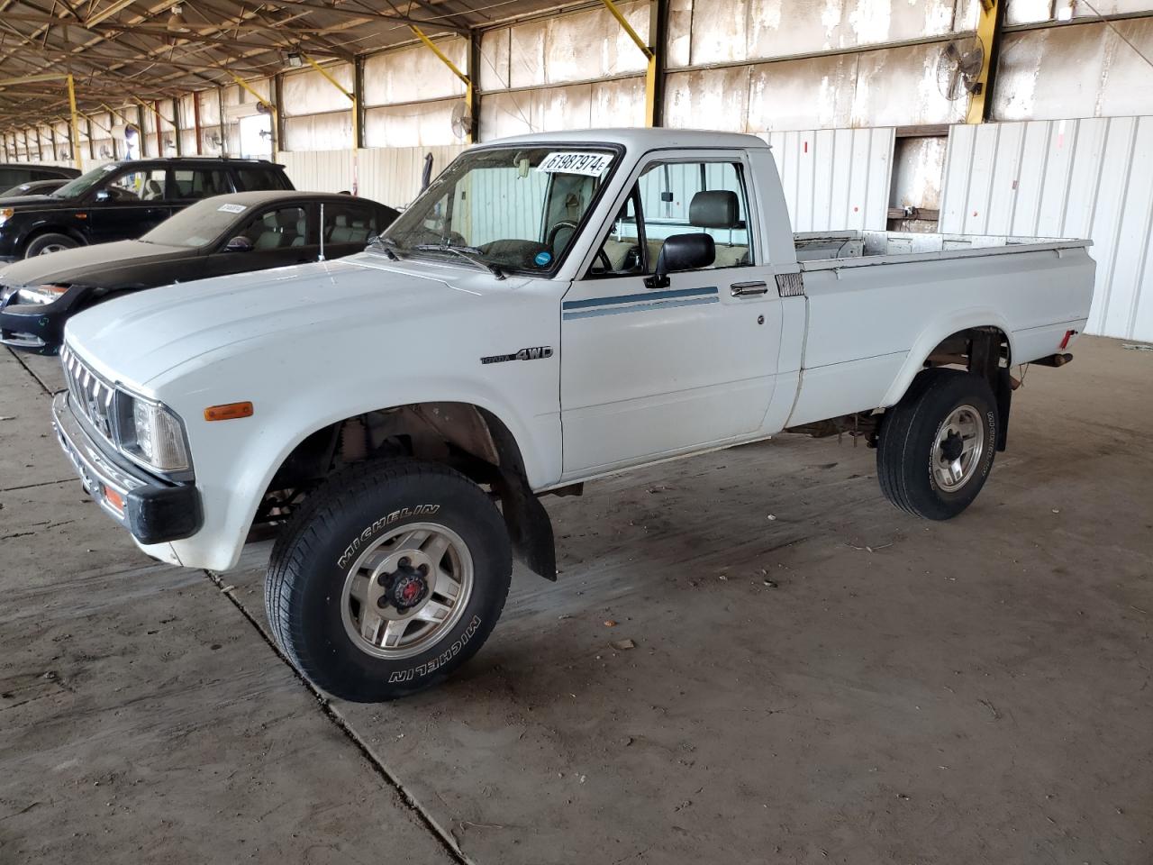 1983 Toyota Pickup Rn48 VIN: JT4RN48S7D0082093 Lot: 61987974