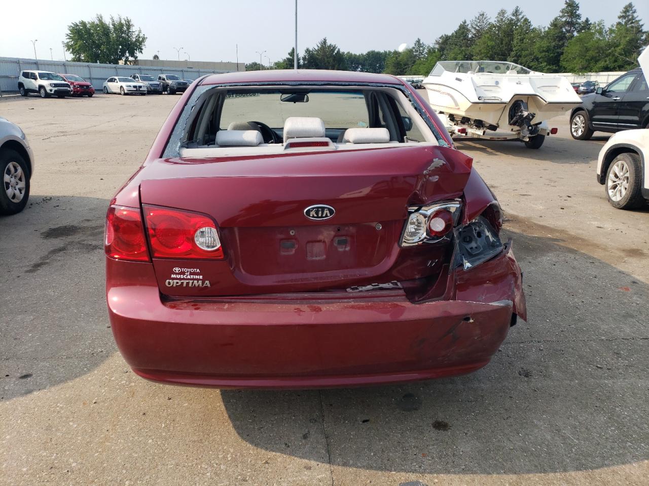 2007 Kia Optima Lx VIN: KNAGE123975136070 Lot: 63906414