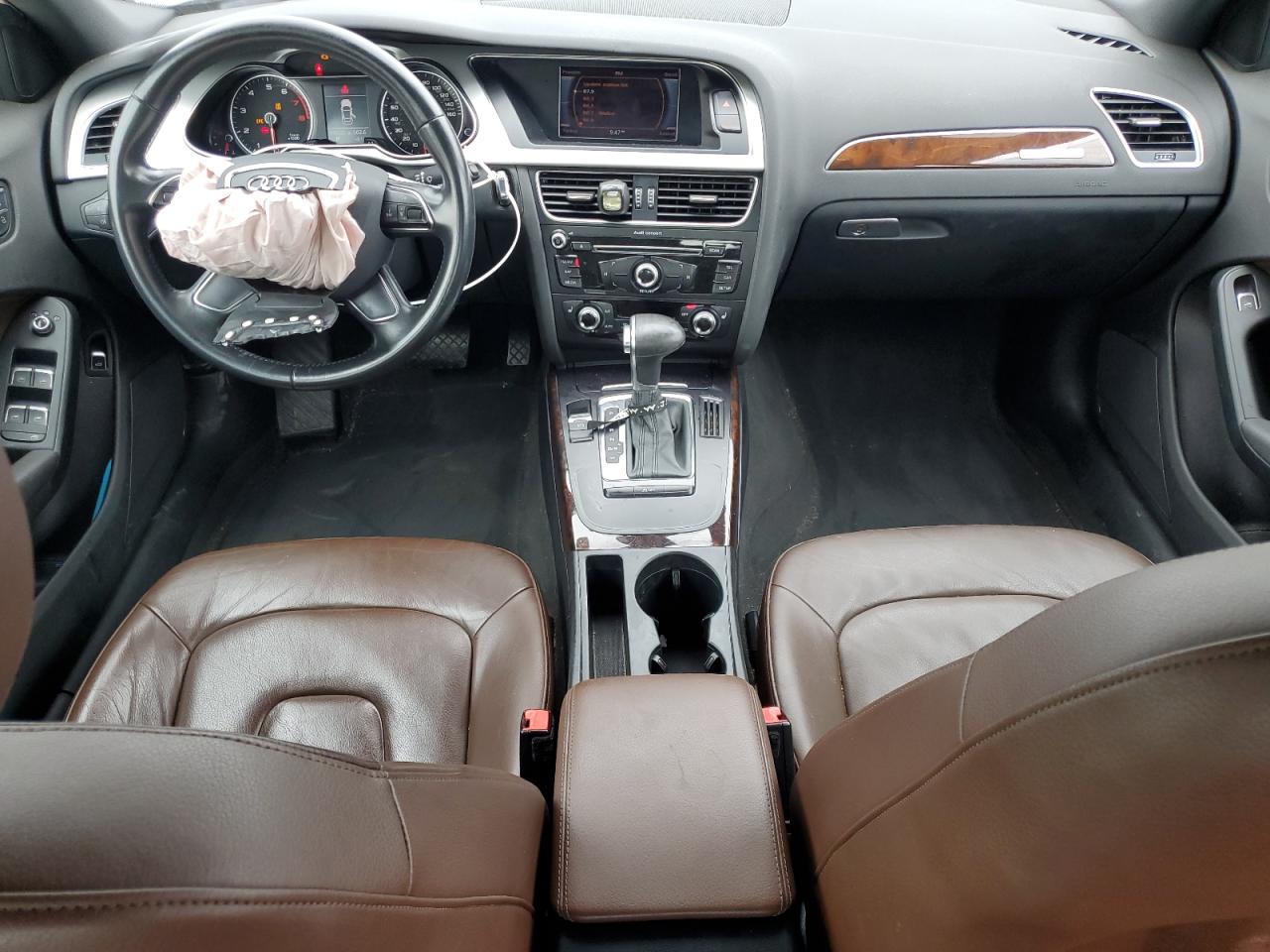 2015 Audi A4 Premium VIN: WAUBFAFLXFN043851 Lot: 64820104