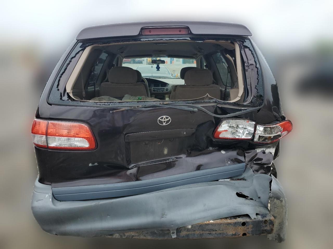 2002 Toyota Sienna Le VIN: 4T3ZF13C62U499208 Lot: 64027964