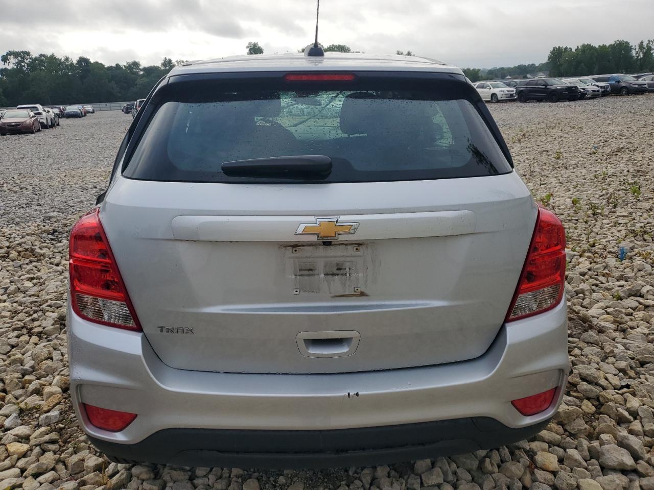 2019 Chevrolet Trax Ls VIN: 3GNCJKSB2KL351672 Lot: 65184434