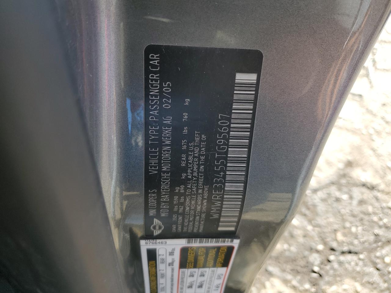 2005 Mini Cooper S VIN: WMWRE33455TG95607 Lot: 62838824