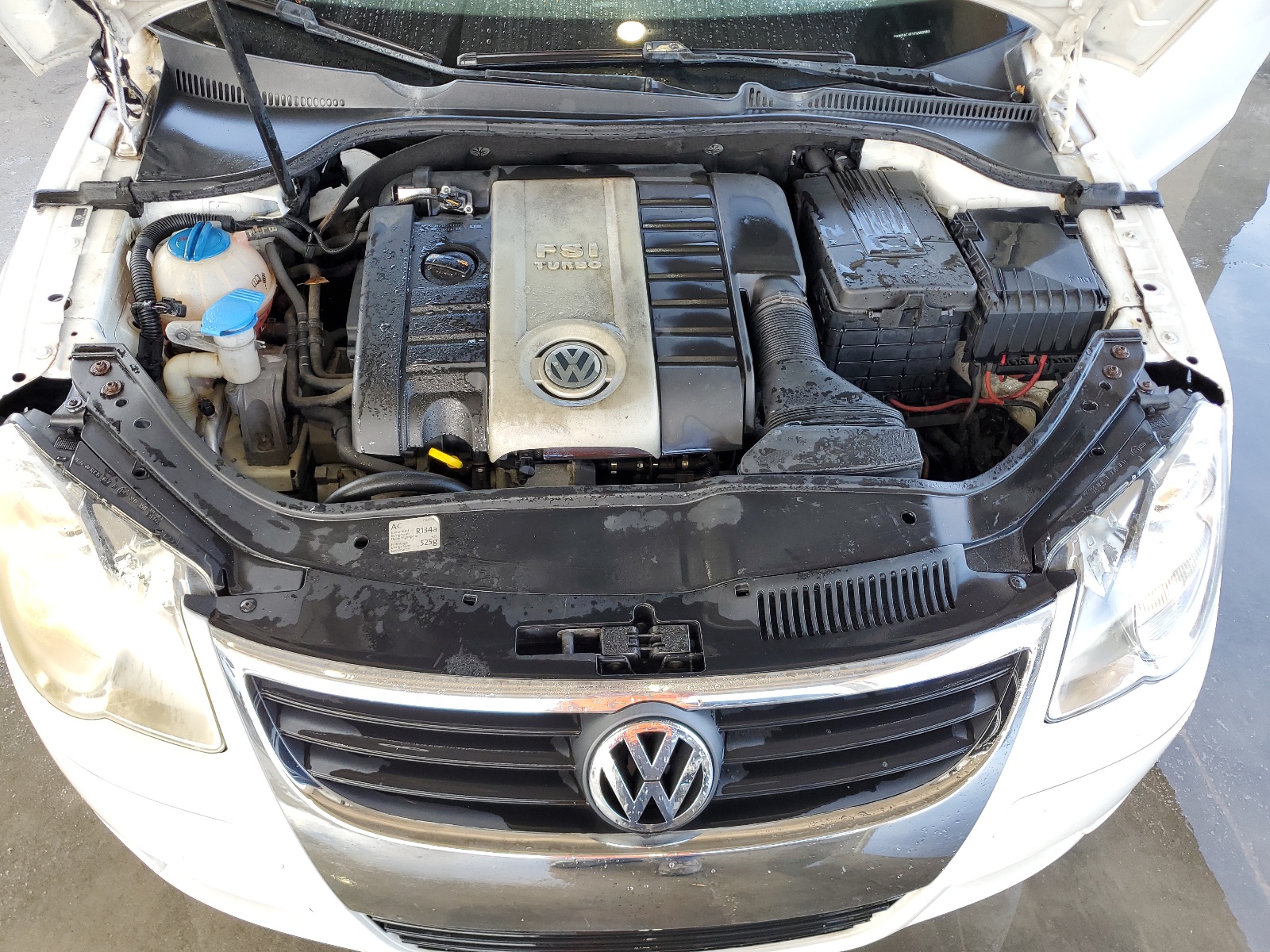 WVWFA71F17V052060 2007 Volkswagen Eos 2.0T Luxury