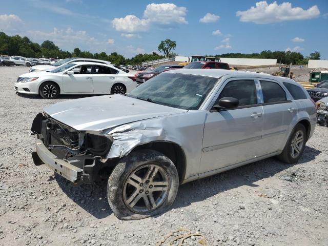 2005 Dodge Magnum Se