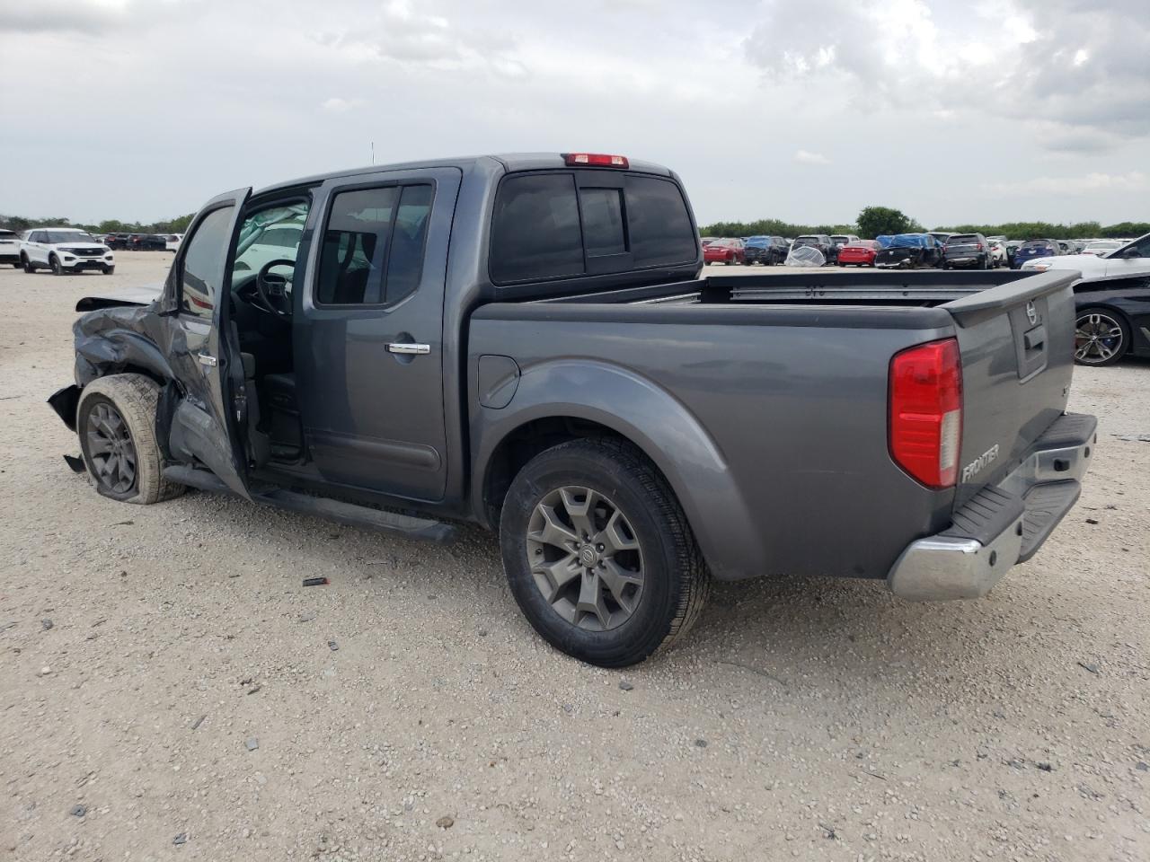 1N6AD0ER9KN749463 2019 NISSAN NAVARA - Image 2