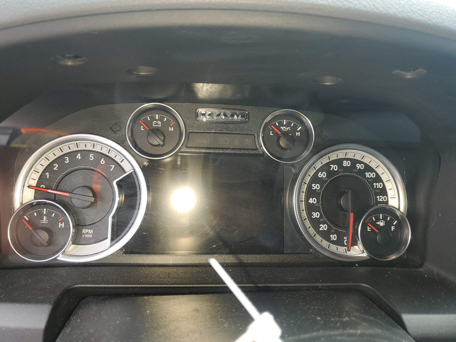 1C6RR7TT5ES361805 2014 Ram 1500 Slt