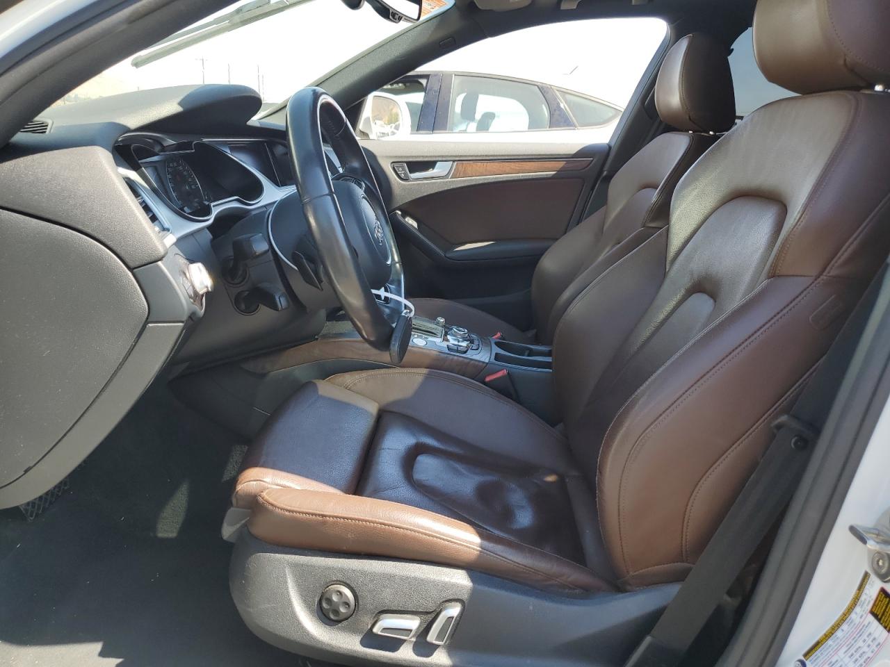 2015 Audi A4 Premium Plus VIN: WAUFFAFL3FN034815 Lot: 61734824