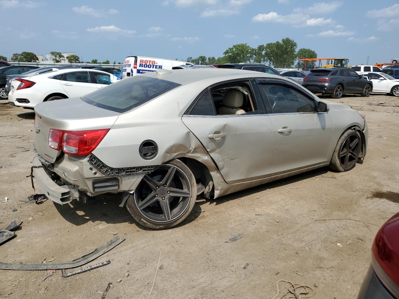 VIN 1G11C5SL1FF158930 2015 CHEVROLET MALIBU no.3