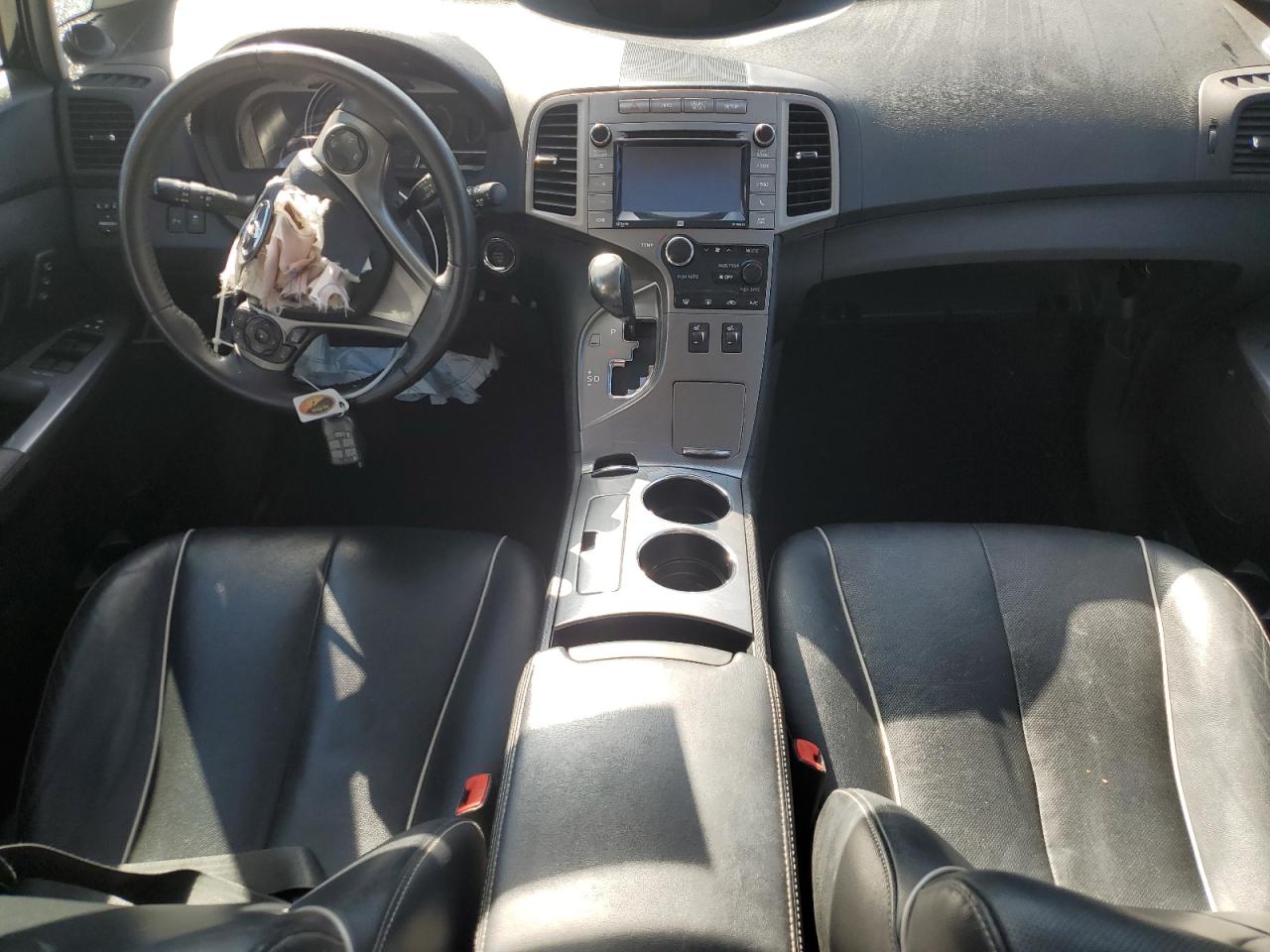 2015 Toyota Venza - Image 8