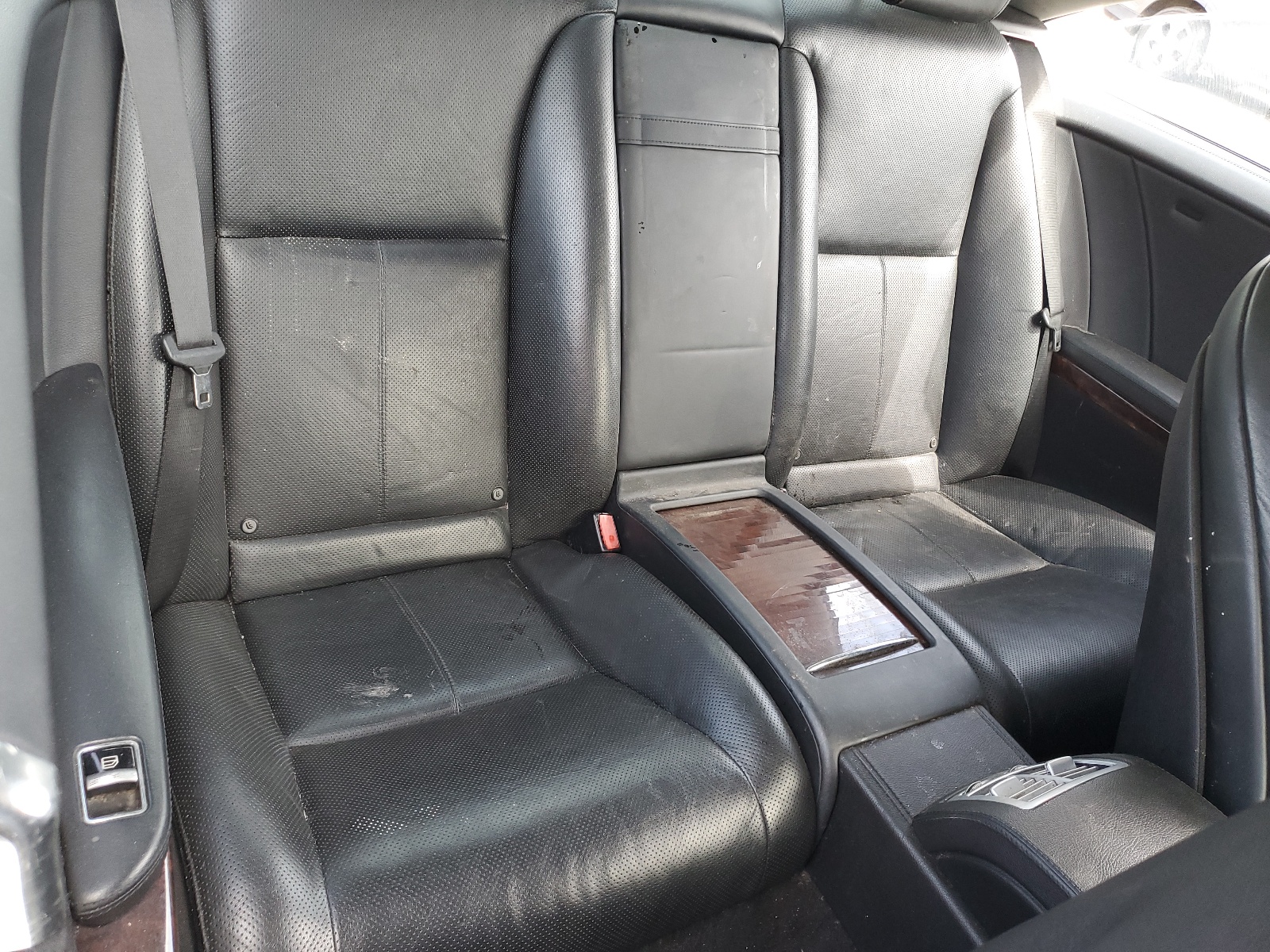 WDDEJ8GB3AA025453 2010 Mercedes-Benz Cl 550 4Matic