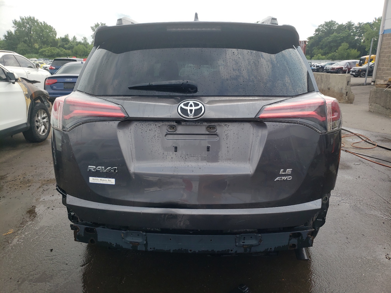 JTMBFREV8HJ143297 2017 Toyota Rav4 Le
