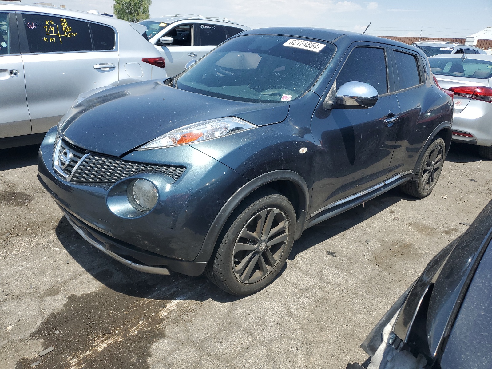 2014 Nissan Juke S vin: JN8AF5MR2ET359210