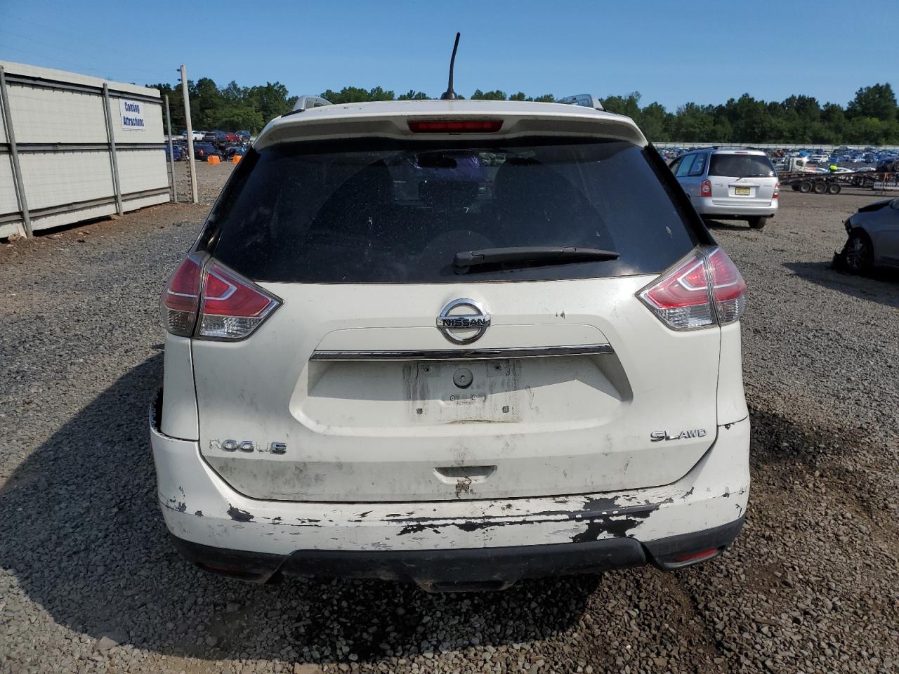 2015 Nissan Rogue S VIN: 5N1AT2MV2FC796671 Lot: 62848424