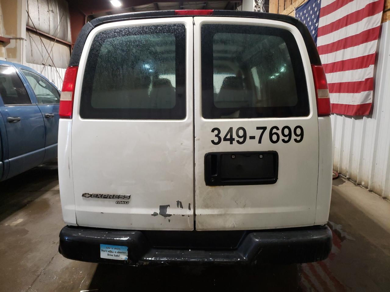 2007 Chevrolet Express G1500 VIN: 1GCFH15T371235332 Lot: 61753224