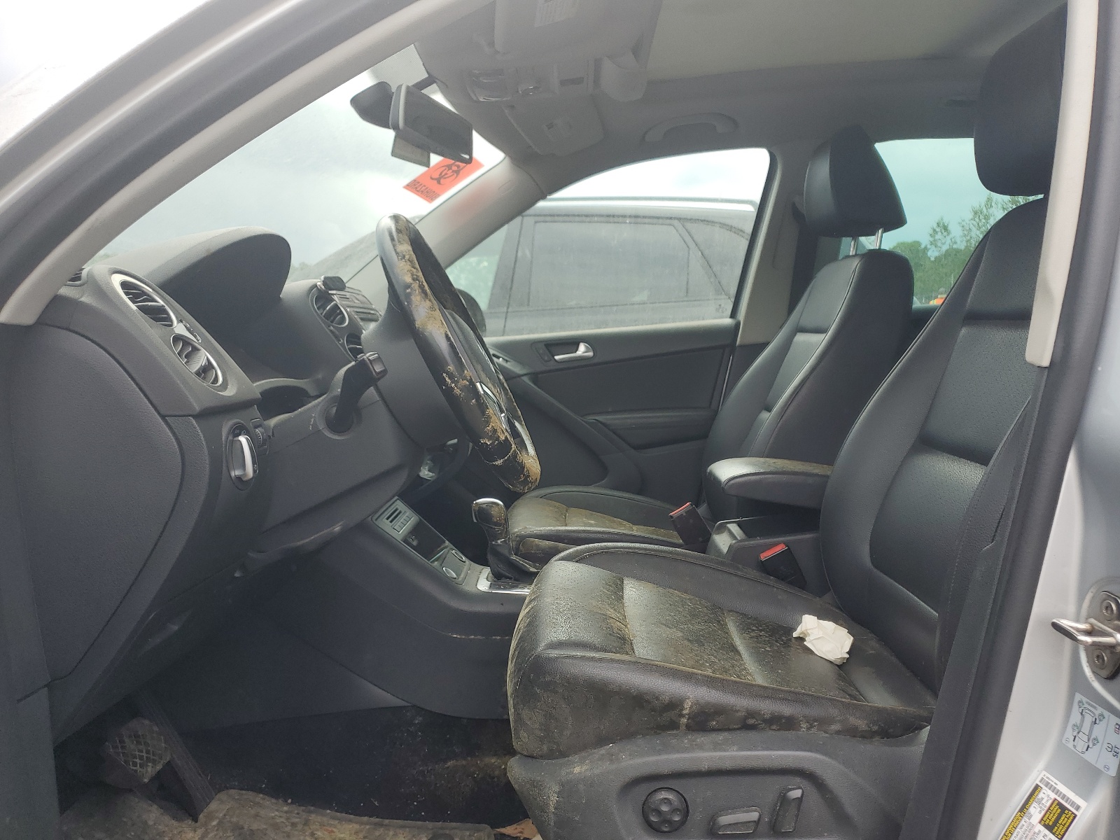 WVGSV7AX1HK028769 2017 Volkswagen Tiguan Wolfsburg