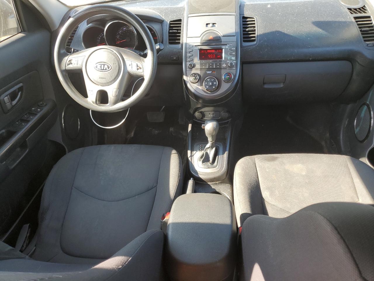 KNDJT2A26B7199797 2011 Kia Soul +