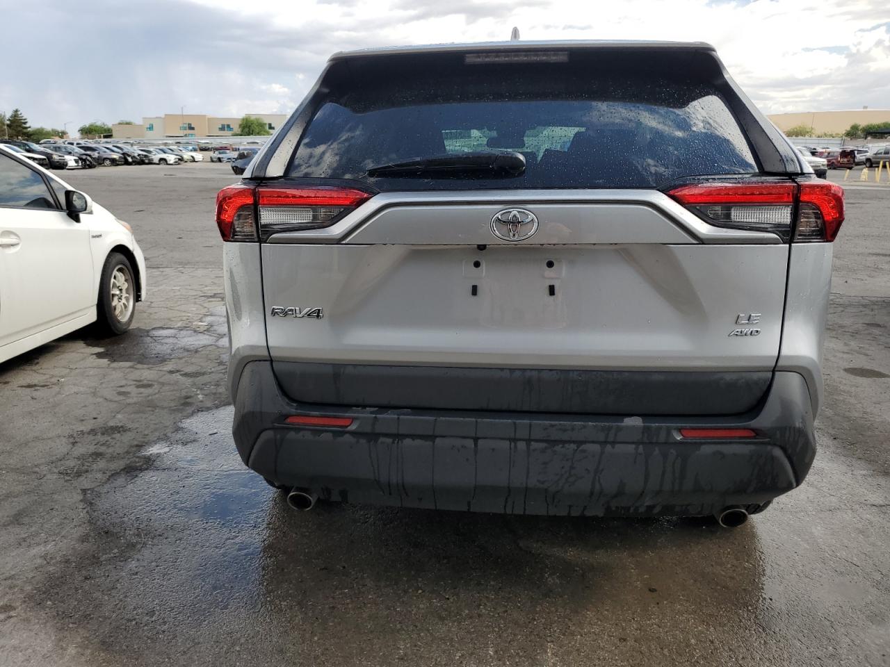 2024 Toyota Rav4 Le VIN: 2T3F1RFV7RW417915 Lot: 63944644