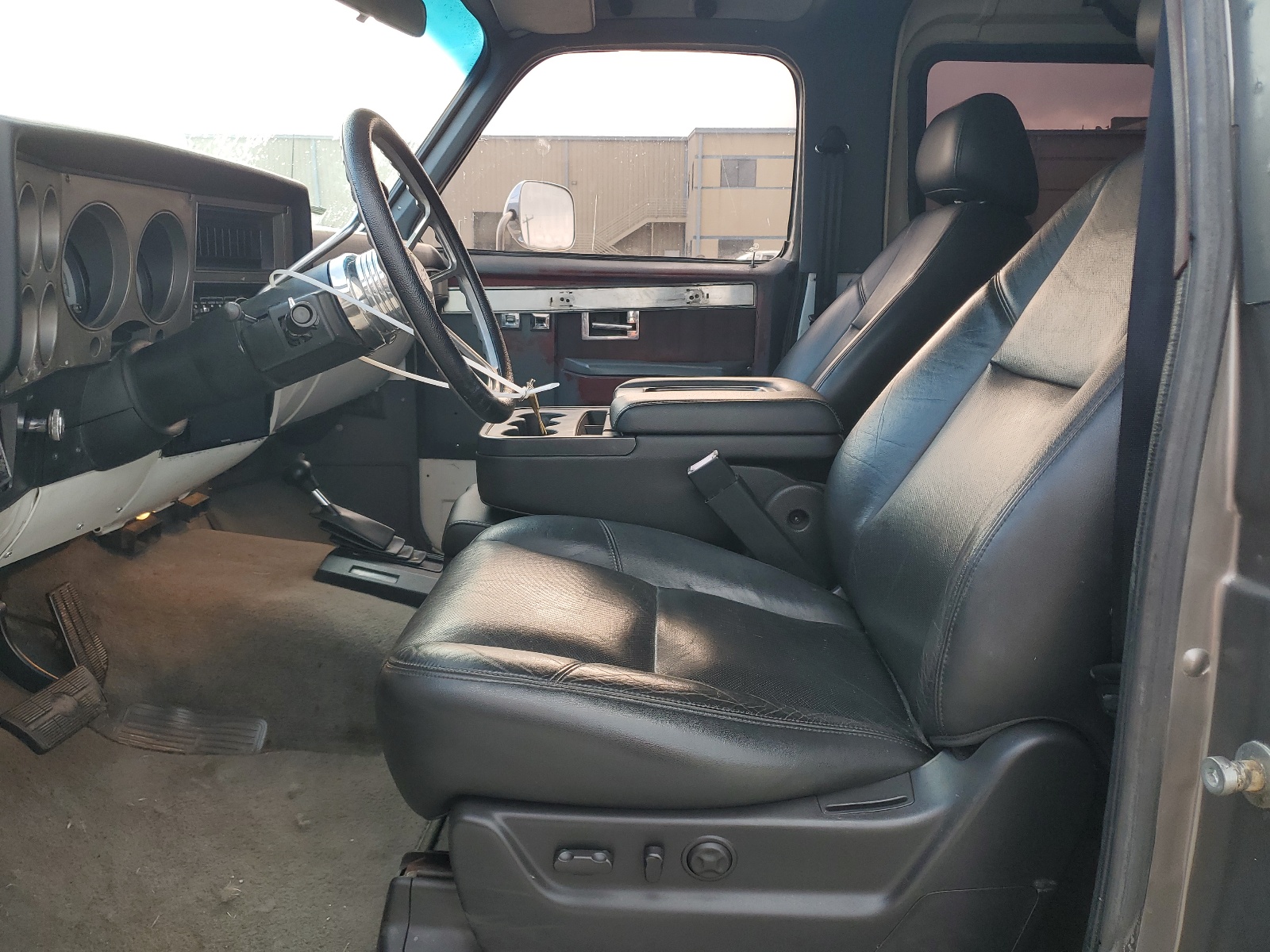 1GNEV18K0JF161988 1988 Chevrolet Blazer V10