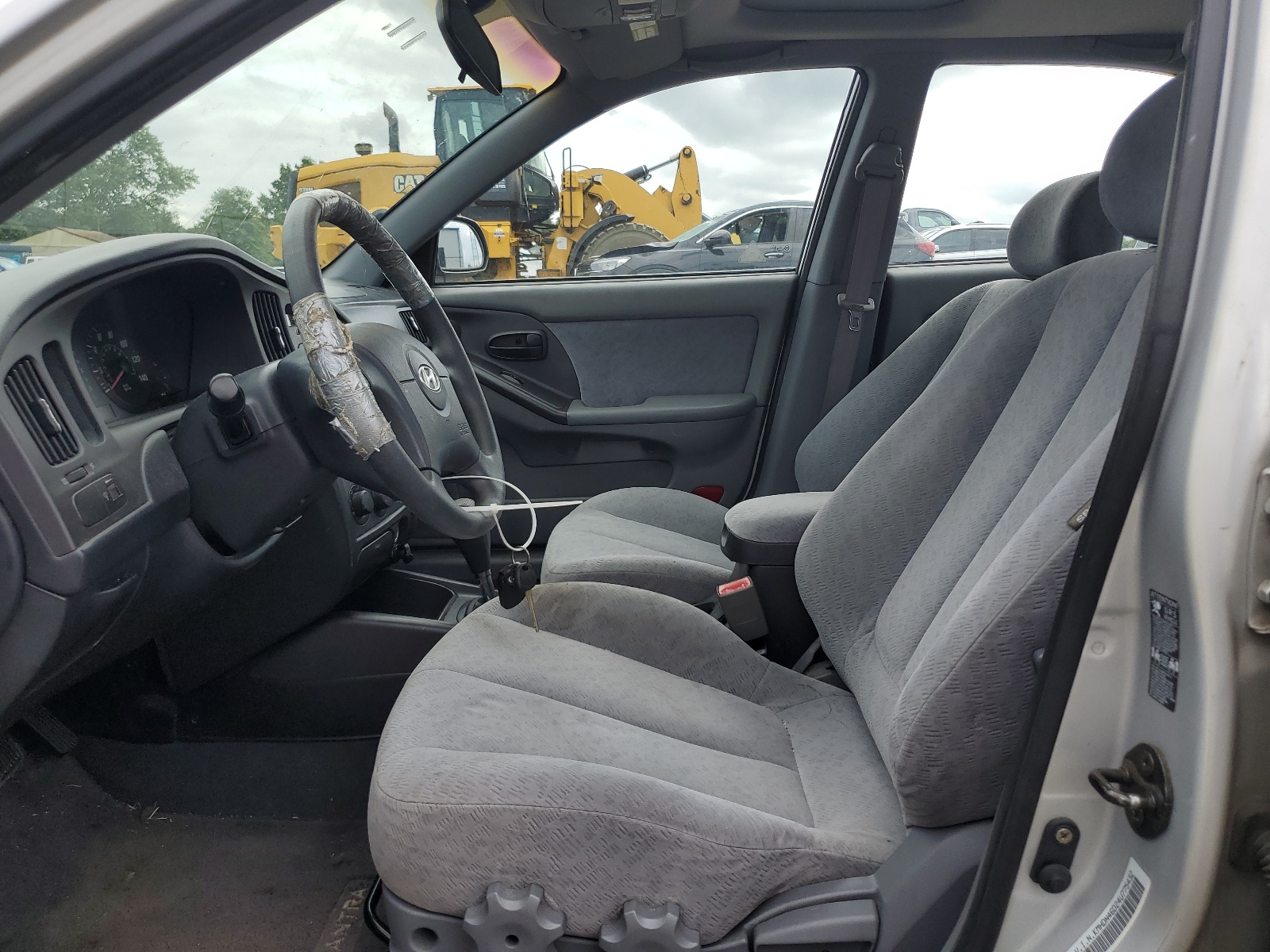 KMHDN46D24U775432 2004 Hyundai Elantra Gls