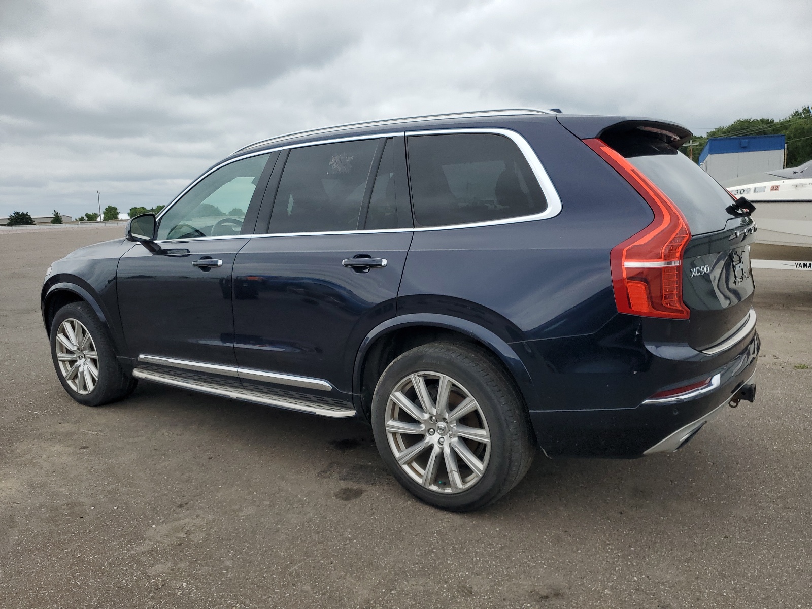 2016 Volvo Xc90 T6 vin: YV4A22PL4G1042487