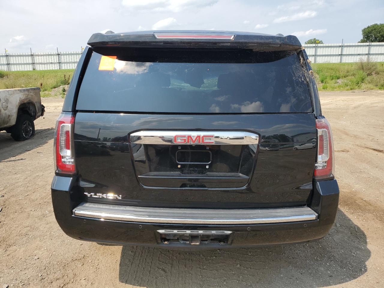 2015 GMC Yukon Denali VIN: 1GKS2CKJ1FR289599 Lot: 64194364