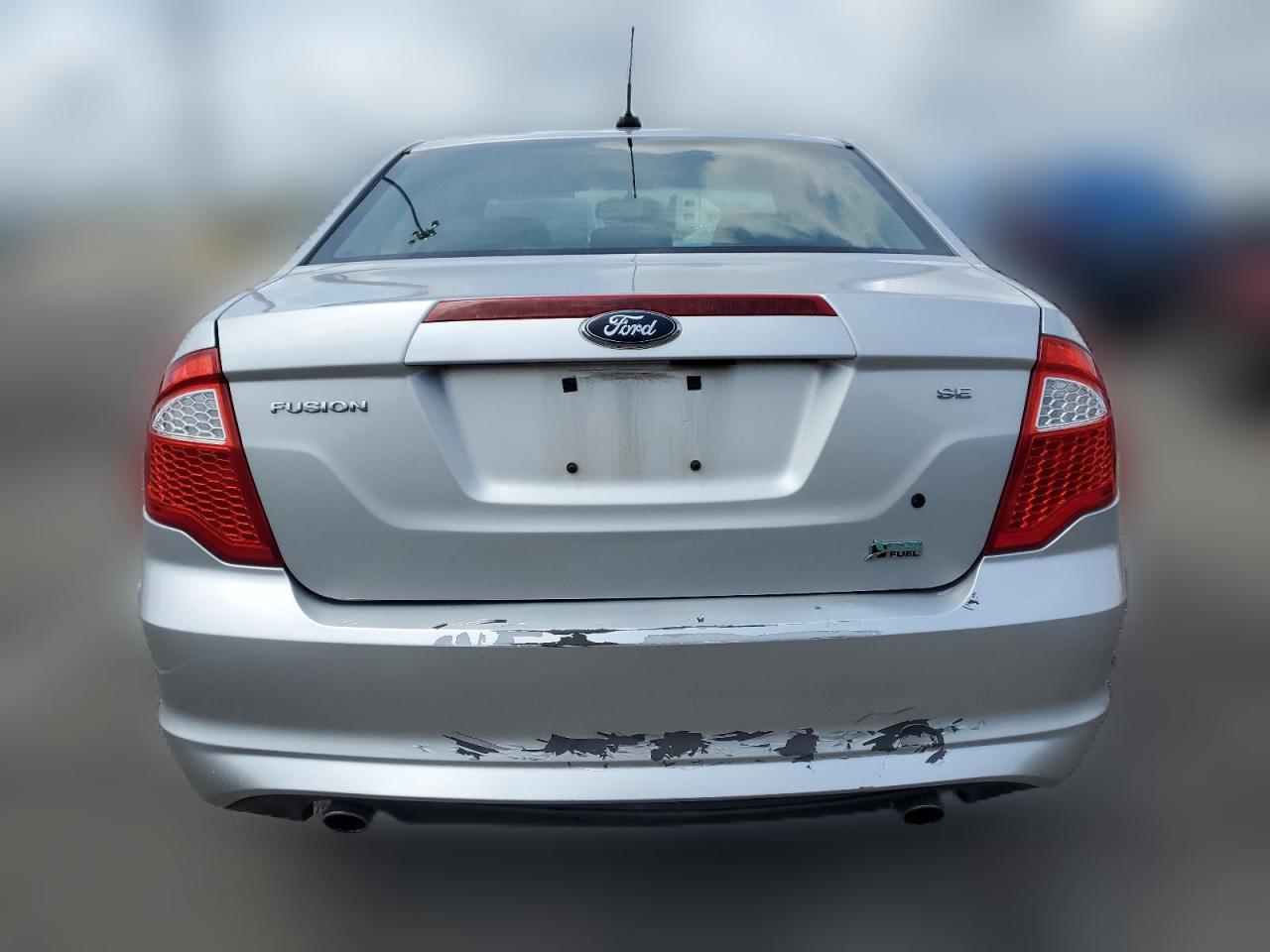 2010 Ford Fusion - Image 6