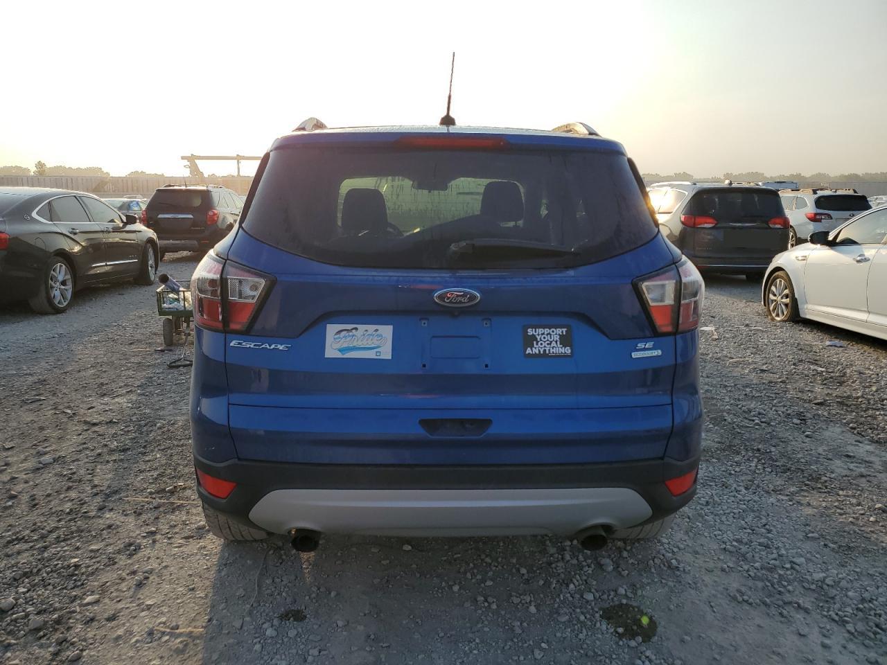 1FMCU0GD0HUB98976 2017 Ford Escape Se