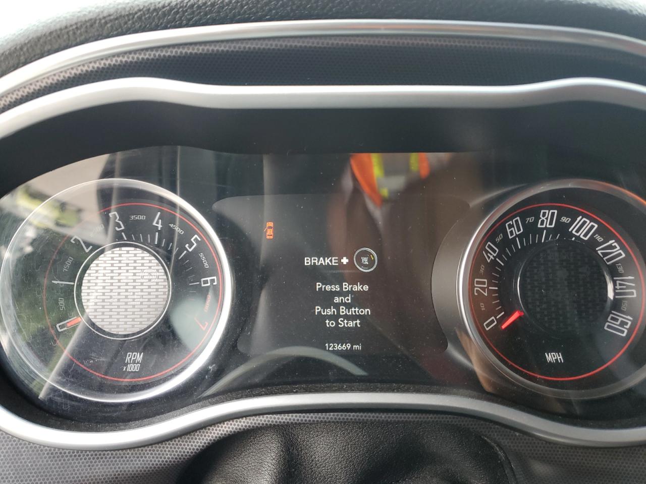 2017 Dodge Challenger Gt VIN: 2C3CDZGG2HH555892 Lot: 63516044