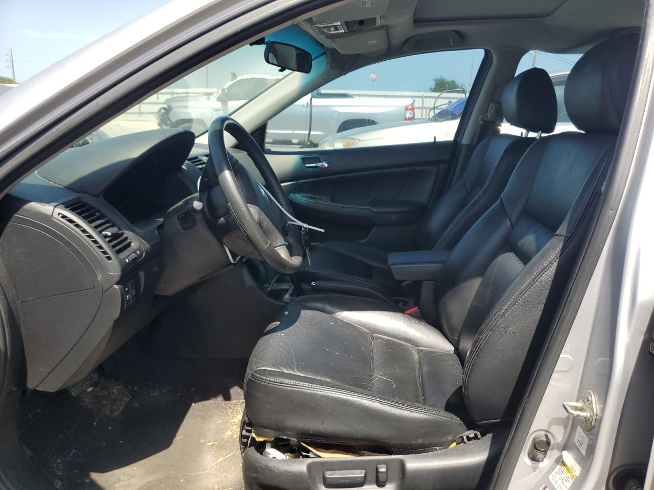 2005 Honda Accord Ex VIN: 1HGCM66875A049801 Lot: 64253294