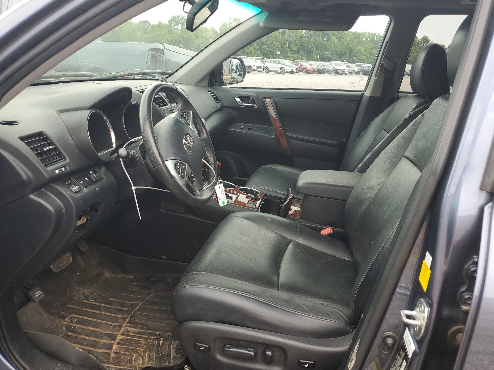 5TDYK3EH6BS037793 2011 Toyota Highlander Limited