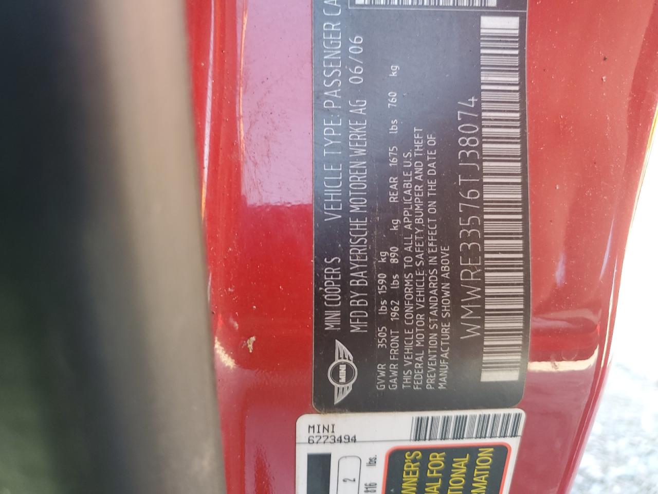 2006 Mini Cooper S VIN: WMWRE33576TJ38074 Lot: 61890824