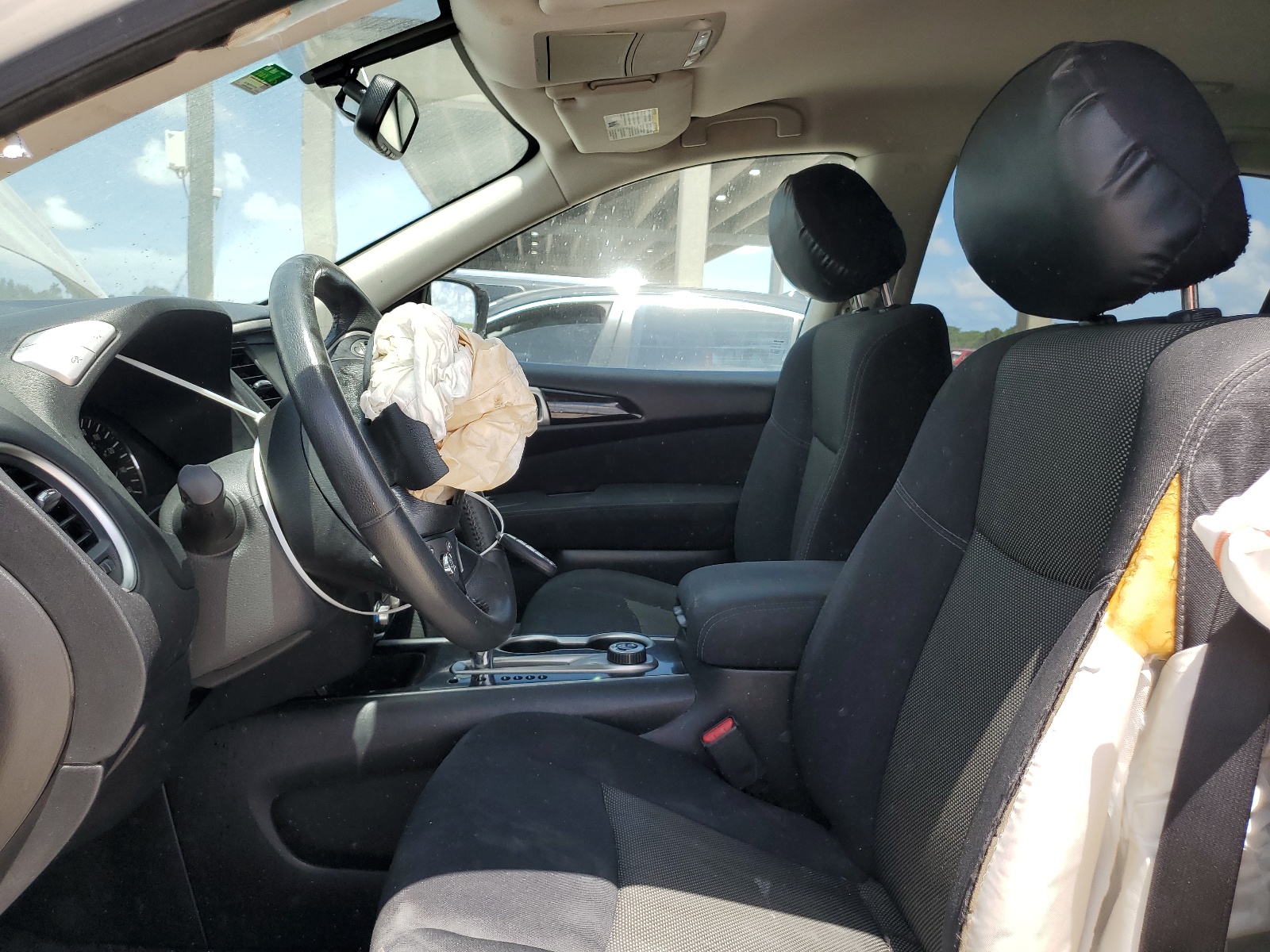 5N1DR2MM9HC637202 2017 Nissan Pathfinder S